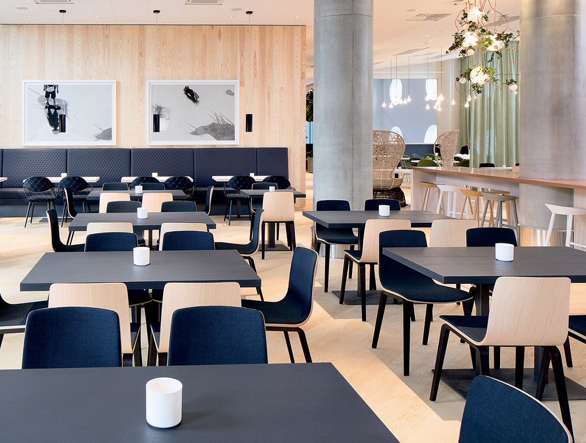 开云（中国） - 桌几|餐桌|办公家具|设计师家具|Dizzie 餐台/洽谈台